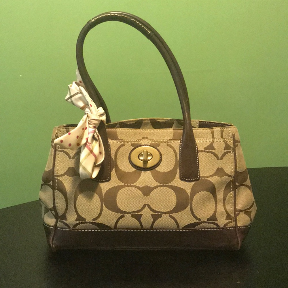 Authentic coach purse